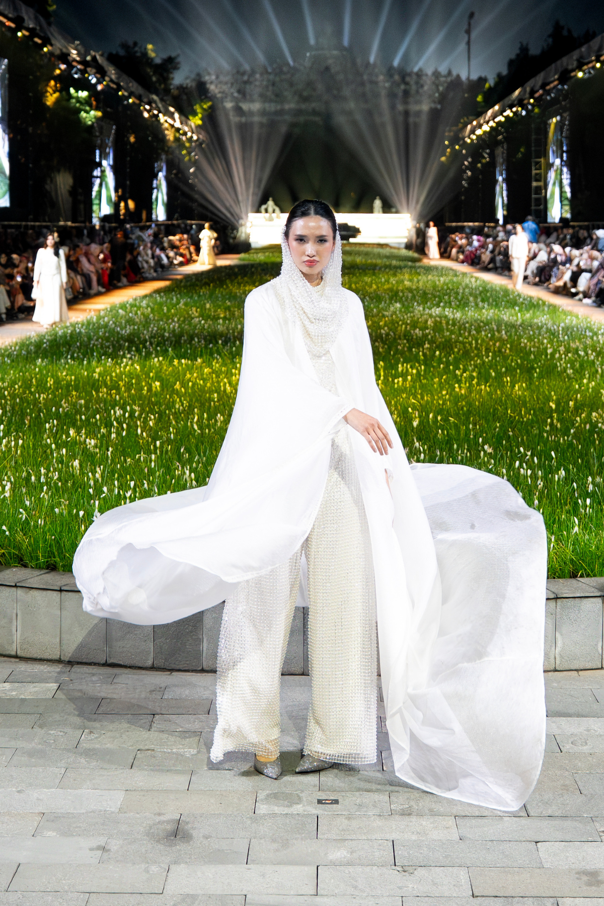 Elora Tapis Long Outer - Jasmine