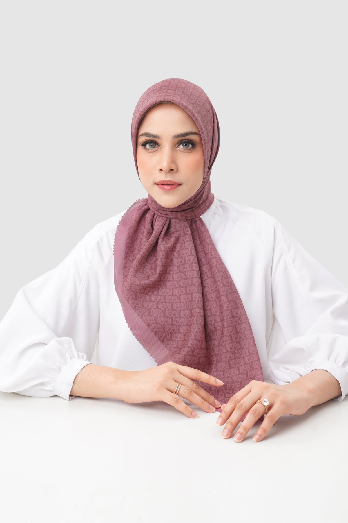 Bimu Twill Square - Roan Rouge