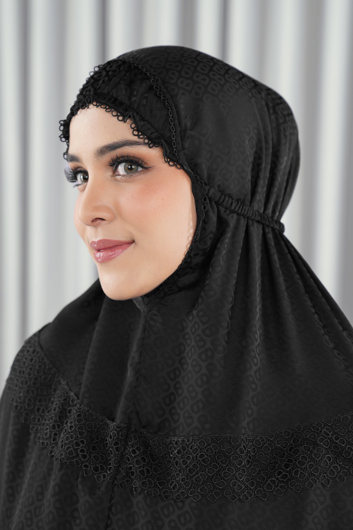 Safa Bergo - Black