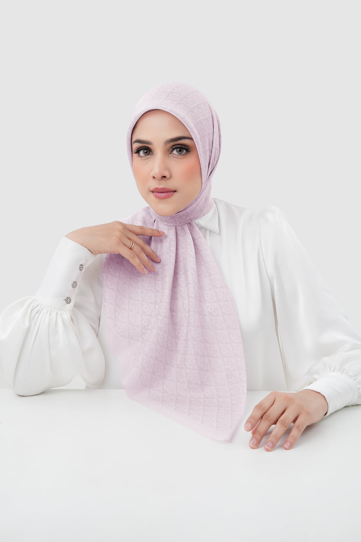 Prism Square - Rose Whip