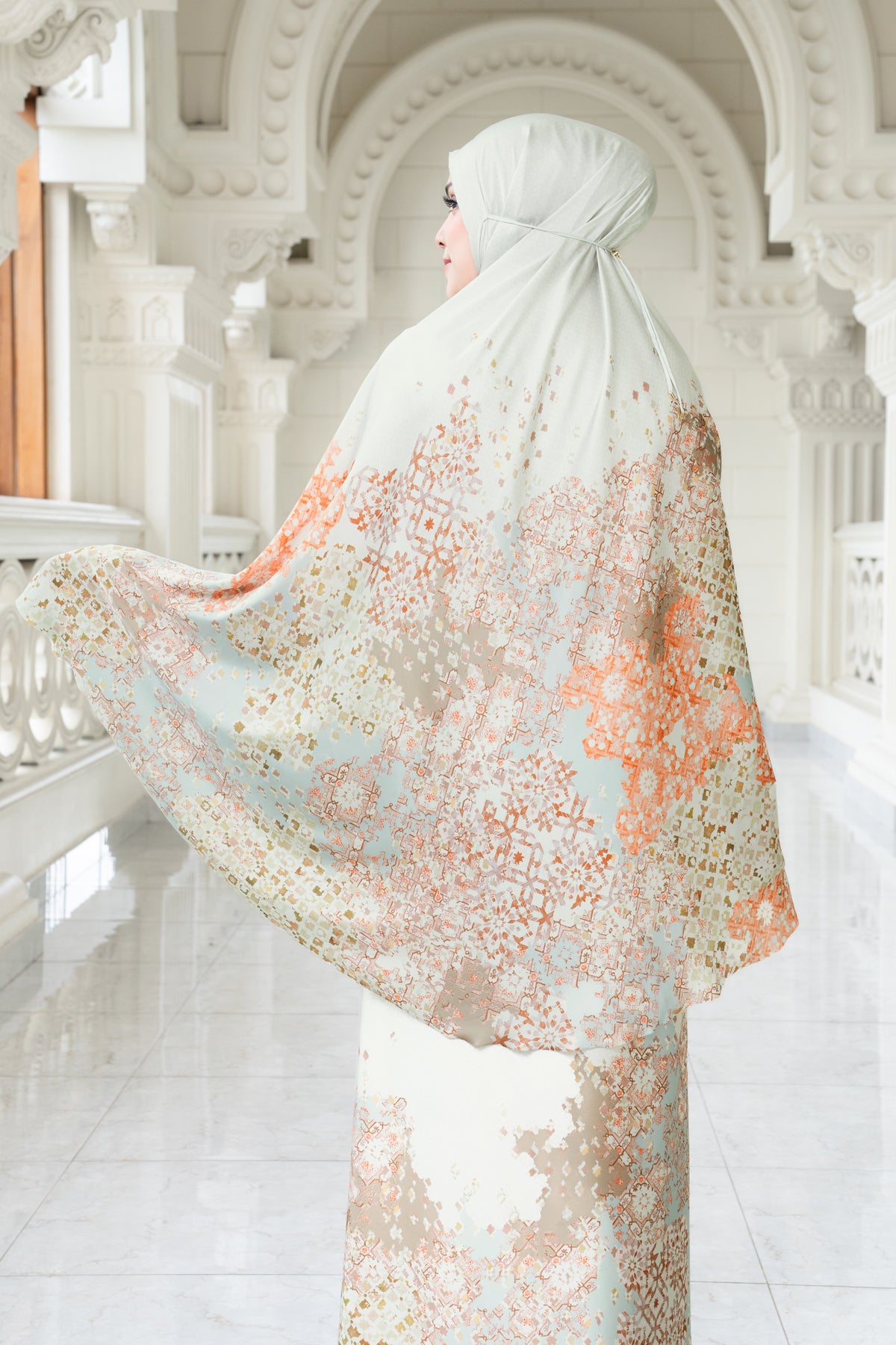 Moroccan Prayer Robe - Ivory