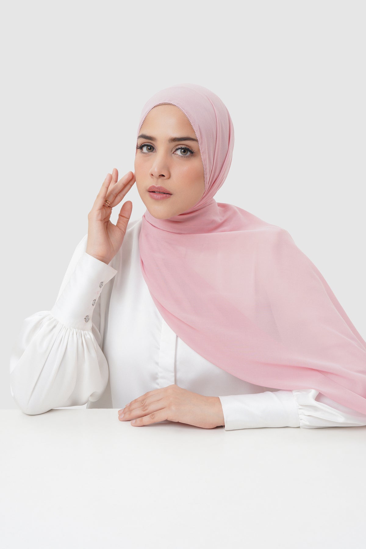 Everyday Twill Shawl - Cameo Pink
