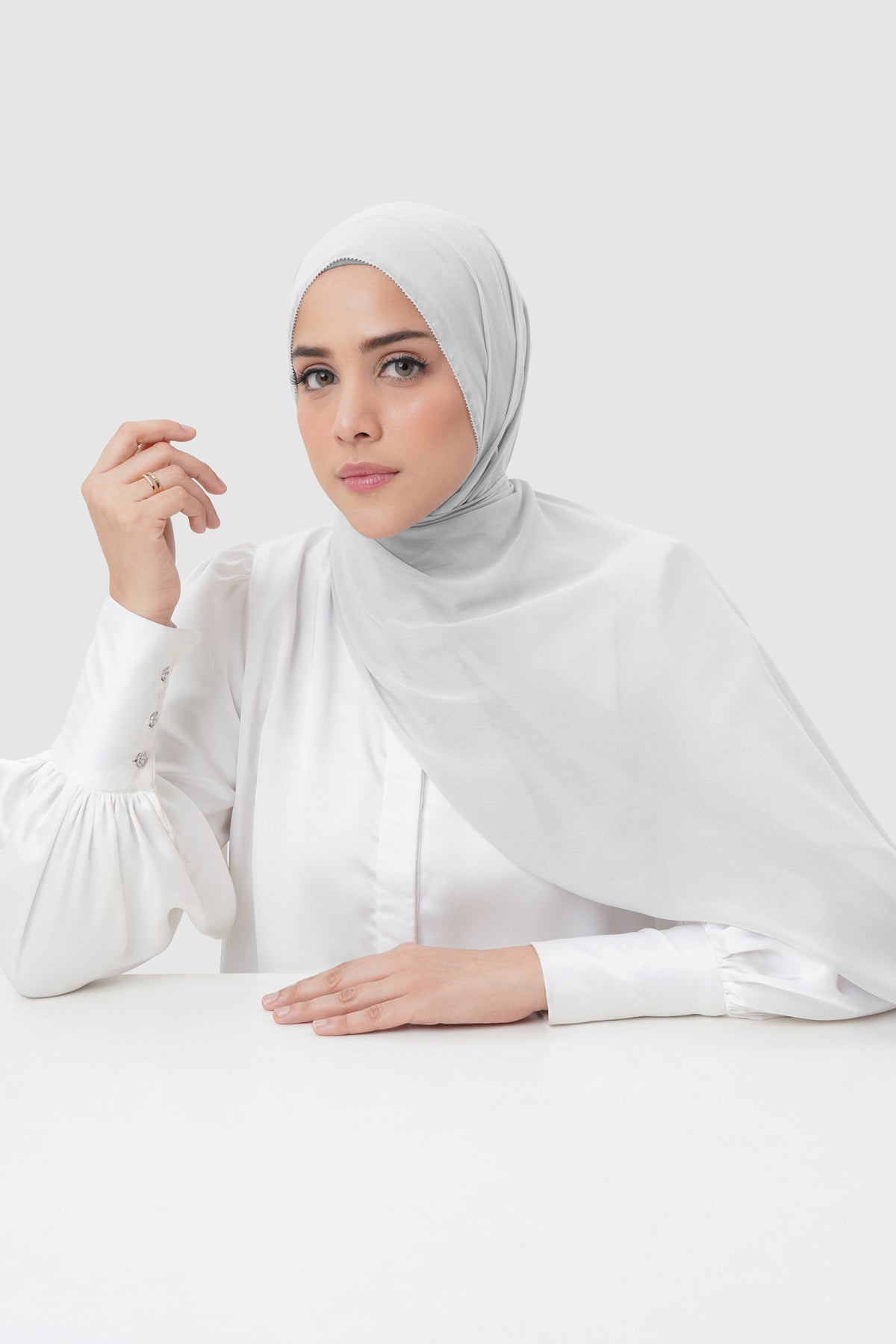 Everyday Twill Shawl - Grey