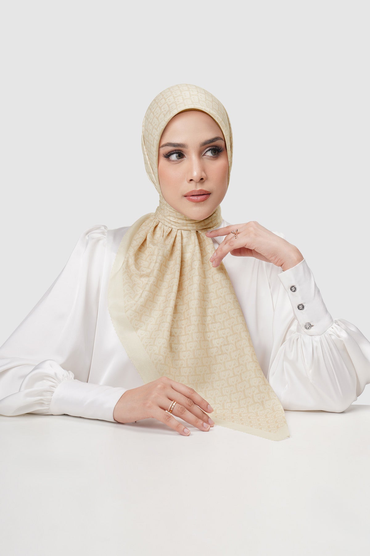 Bimu Twill Square - Vanilla Custard