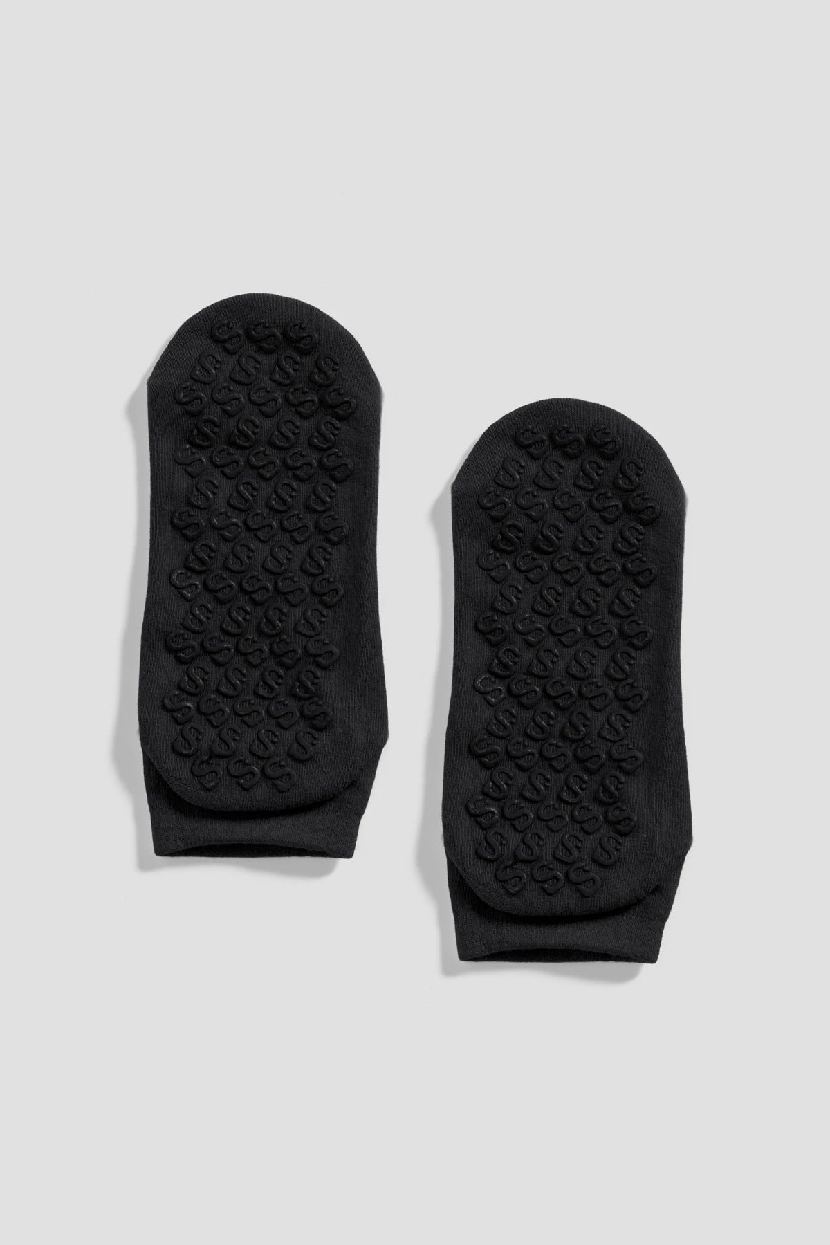 grip socks short in black by buttonscarves sole silicone grip detail