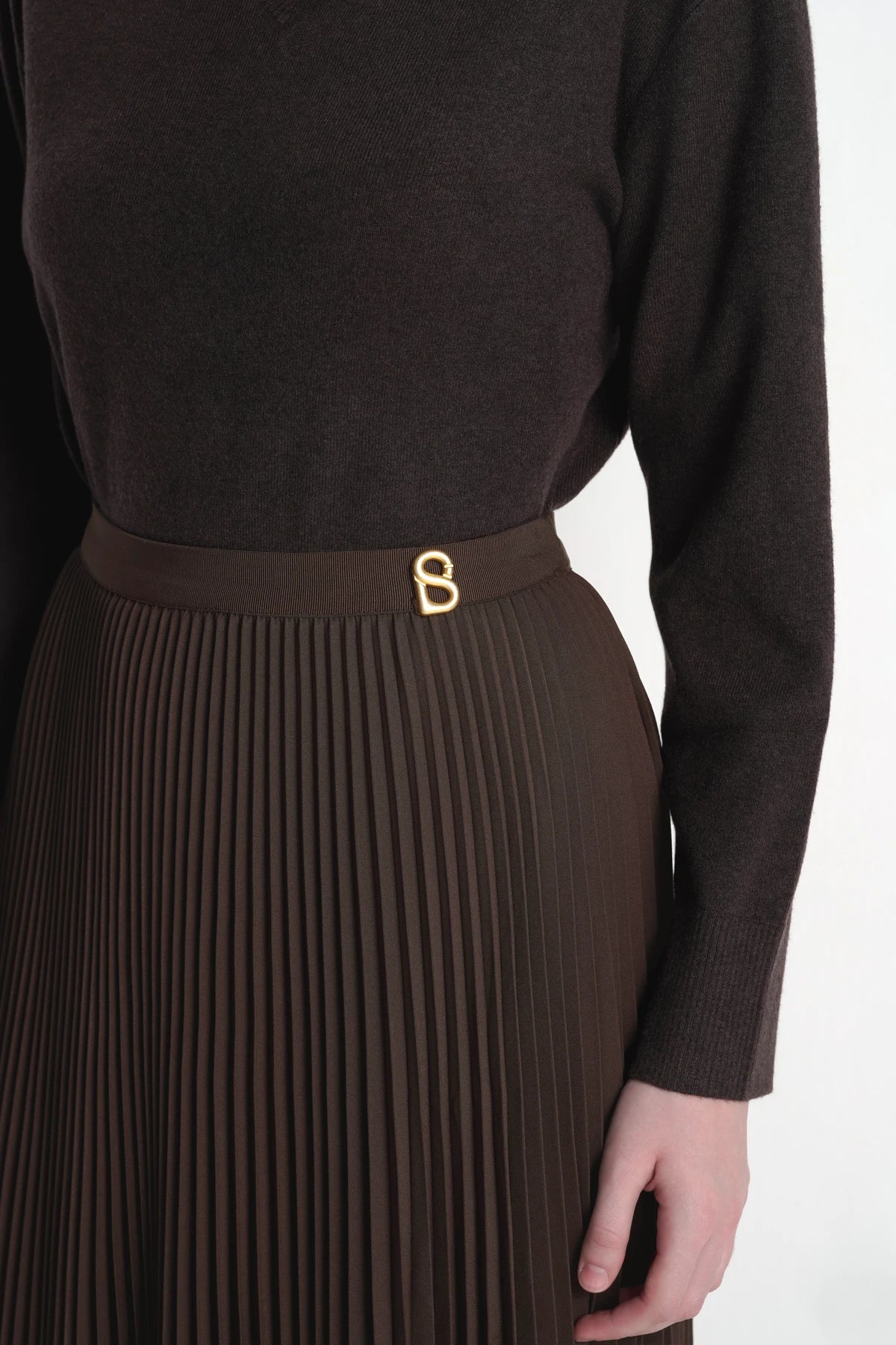 Pleats Me Skirt - Dark Brown