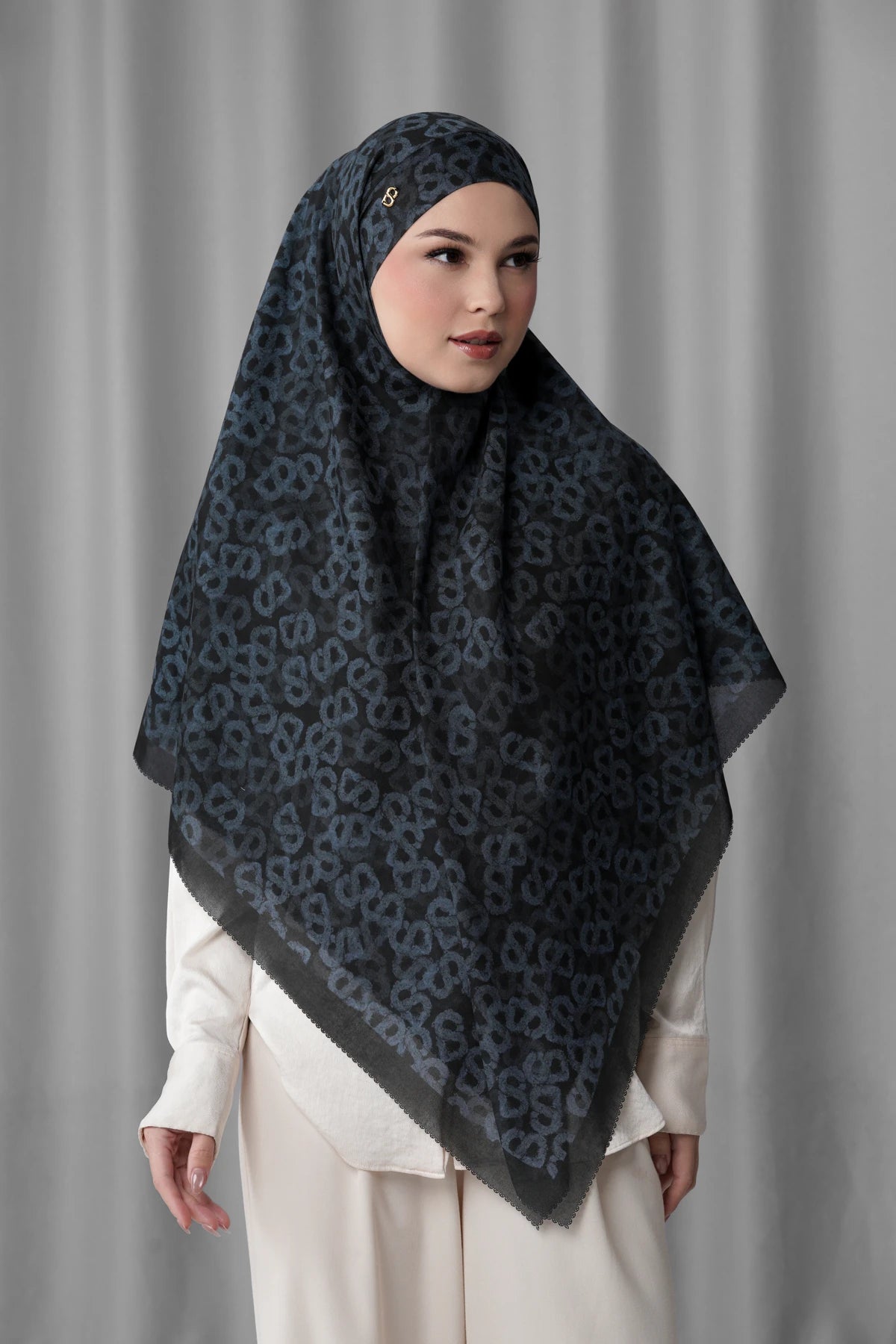 Samla de Fleur Tie Back Square - Moonless Night