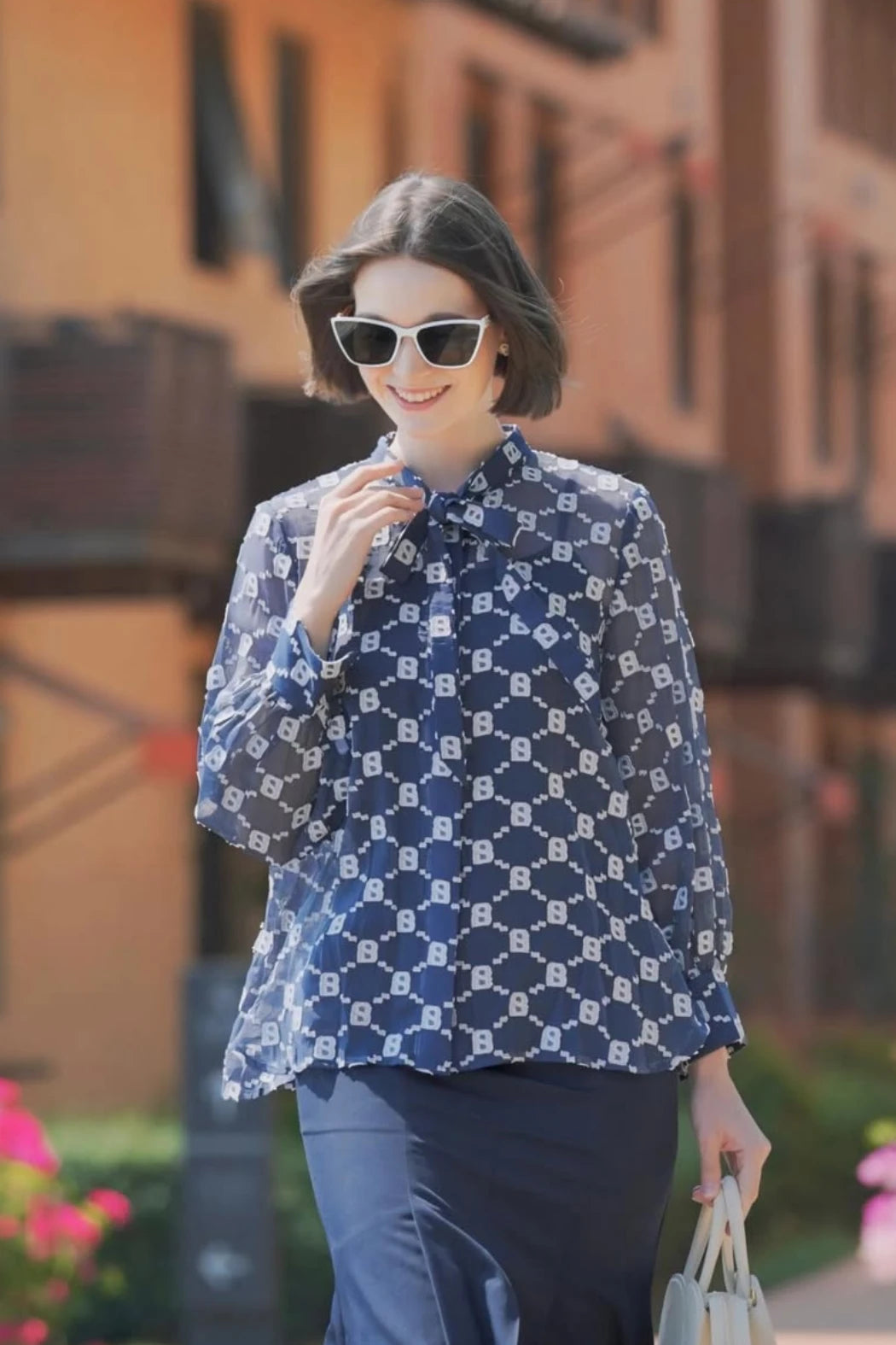 Beverly Pleated Shirt - Navy