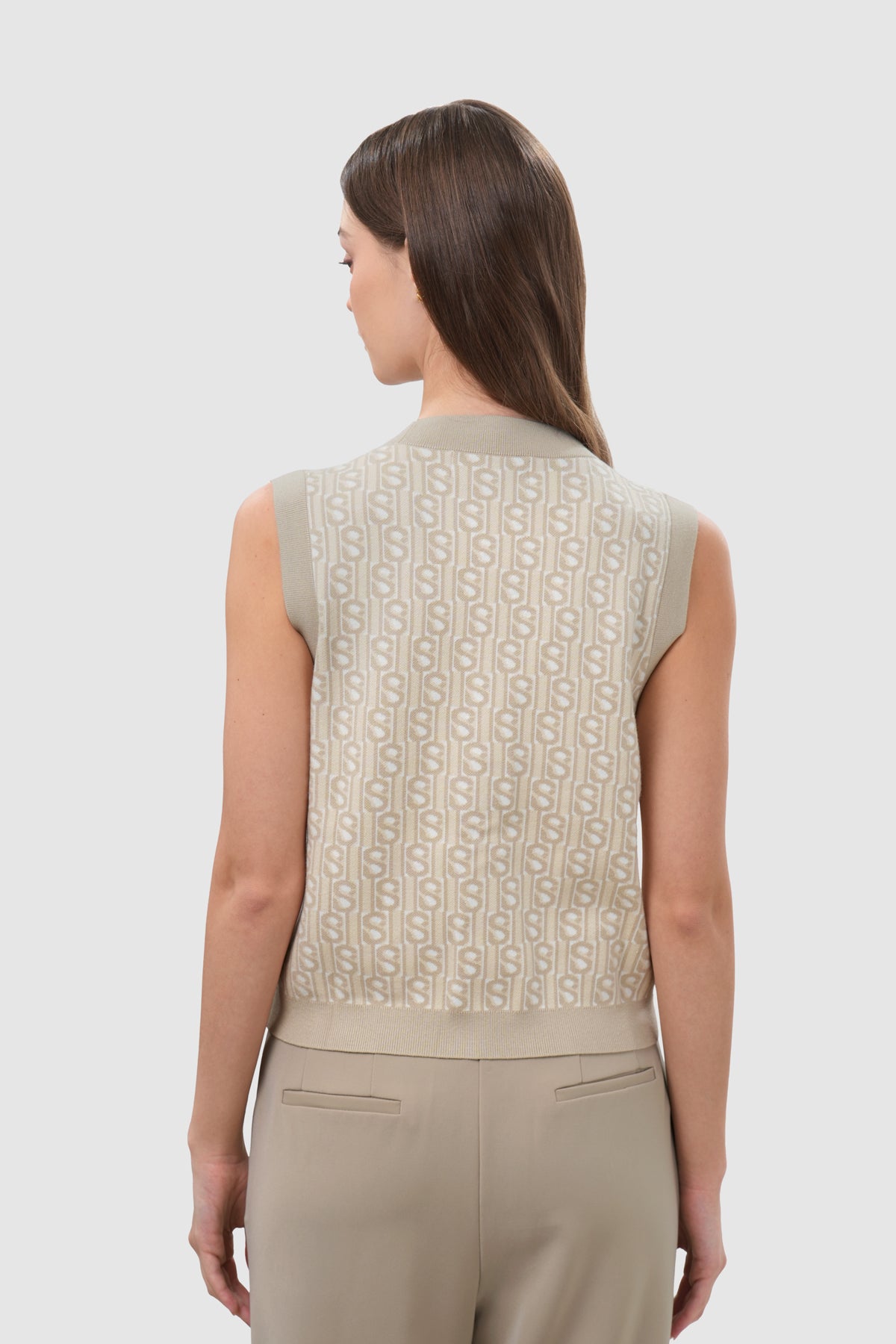 Leena Monogram Vest - Cream