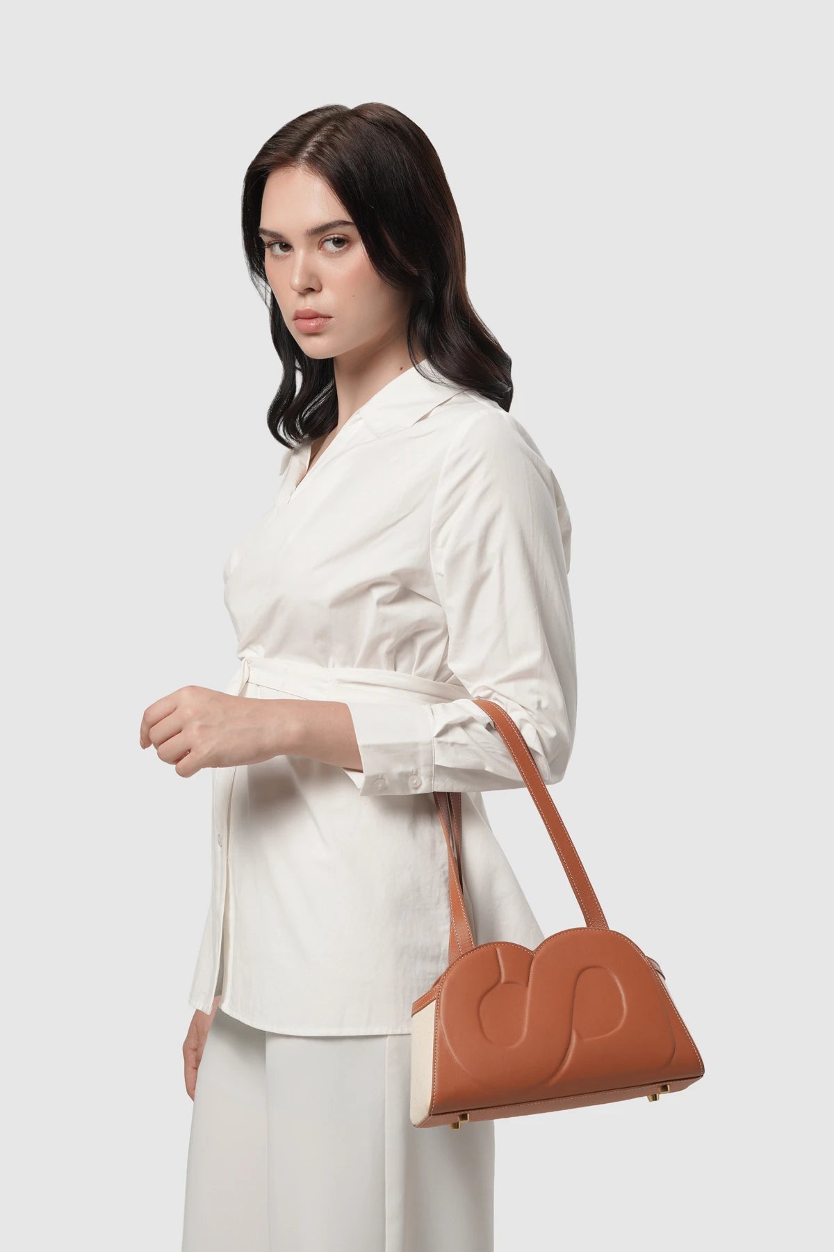 Bora Shoulder Bag - Brown
