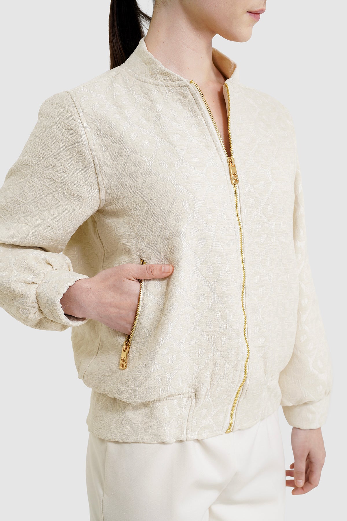 Denna Tapis Jacquard Jacket - Ivory – Buttonscarves