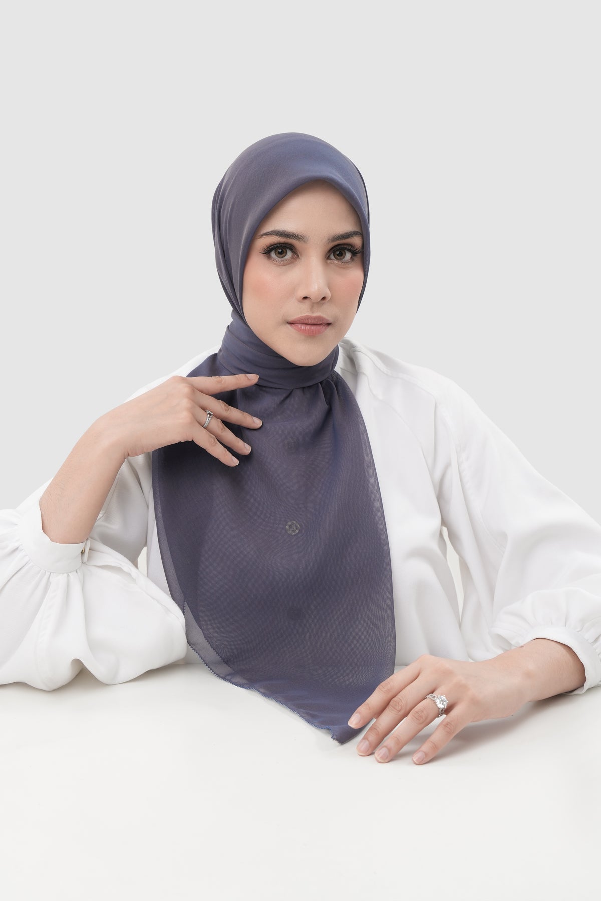 Sunday Square - Indigo