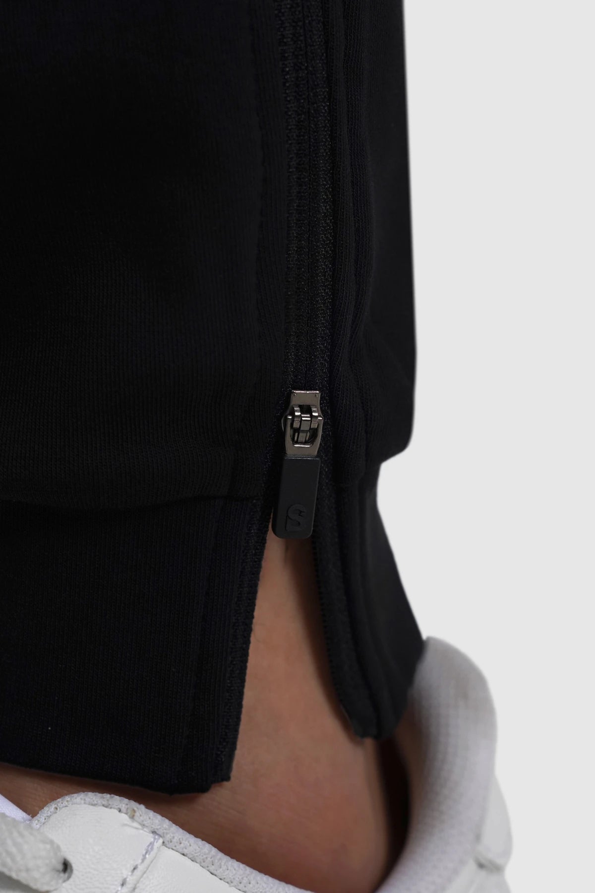 Everyday Signature Sweatpants - Black