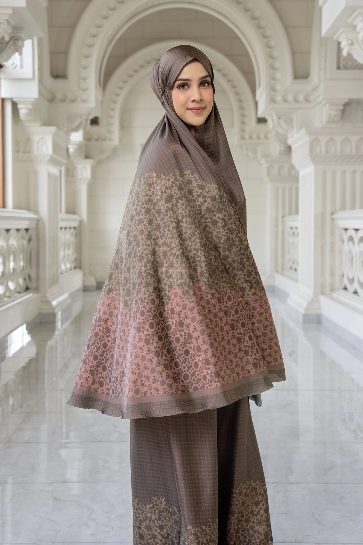 Haramain 2 Prayer Robe - Pecan