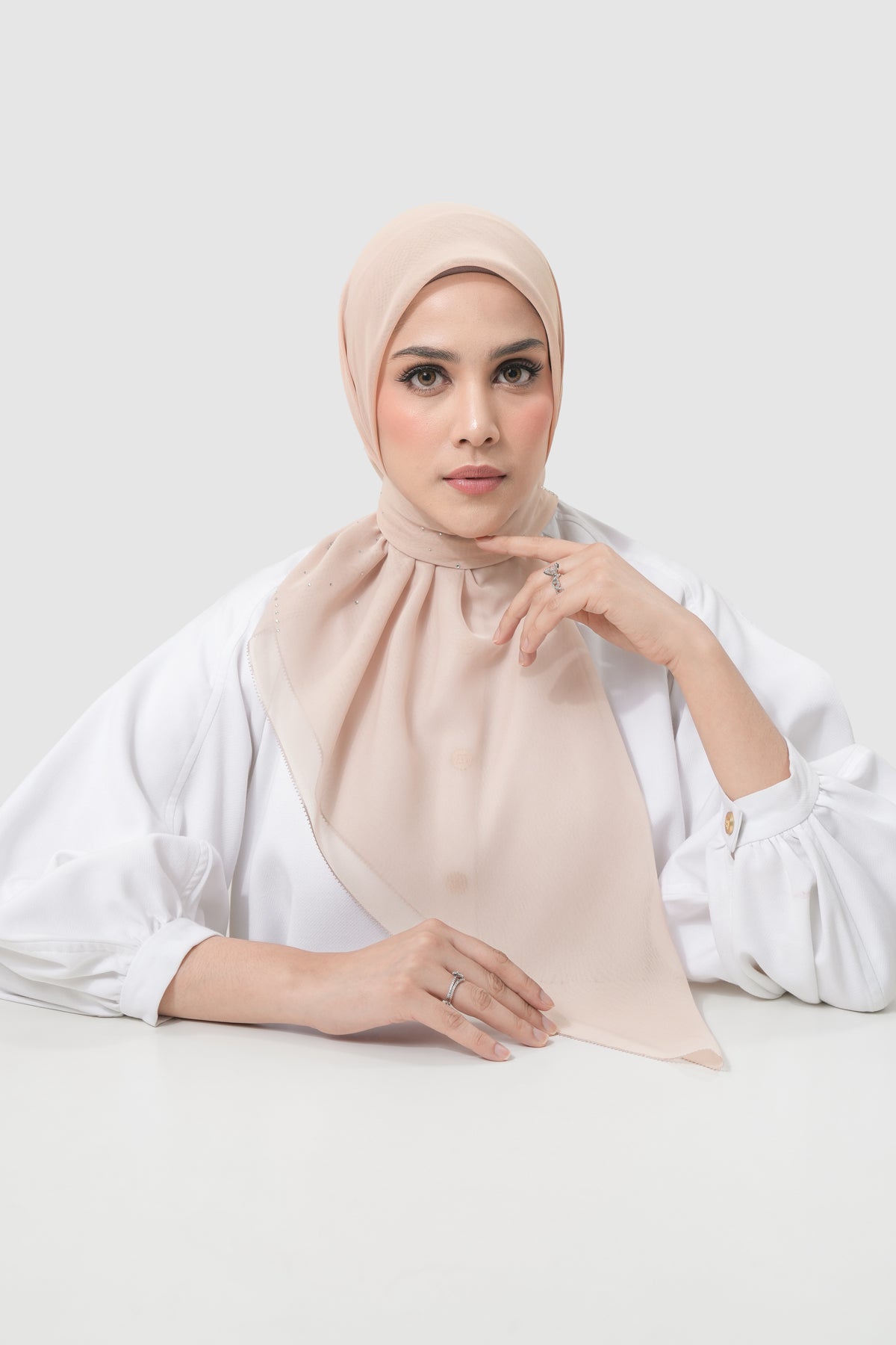 Everyday Glam Scarf - Beige