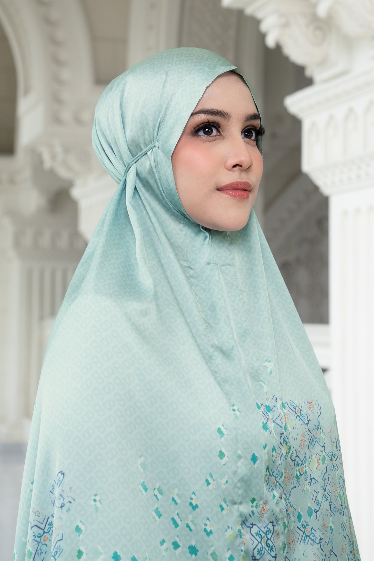 Moroccan Prayer Robe - Jewel