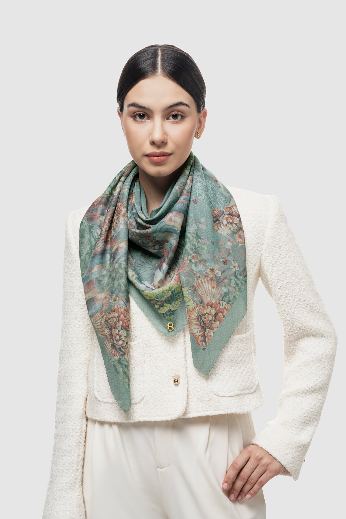 Saruwa2 Singapore 2 Square - Pandan – Buttonscarves