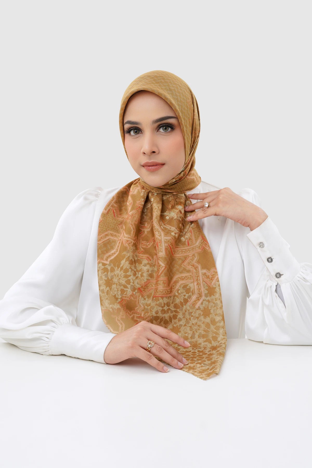 Haramain 2 - Sandalwood