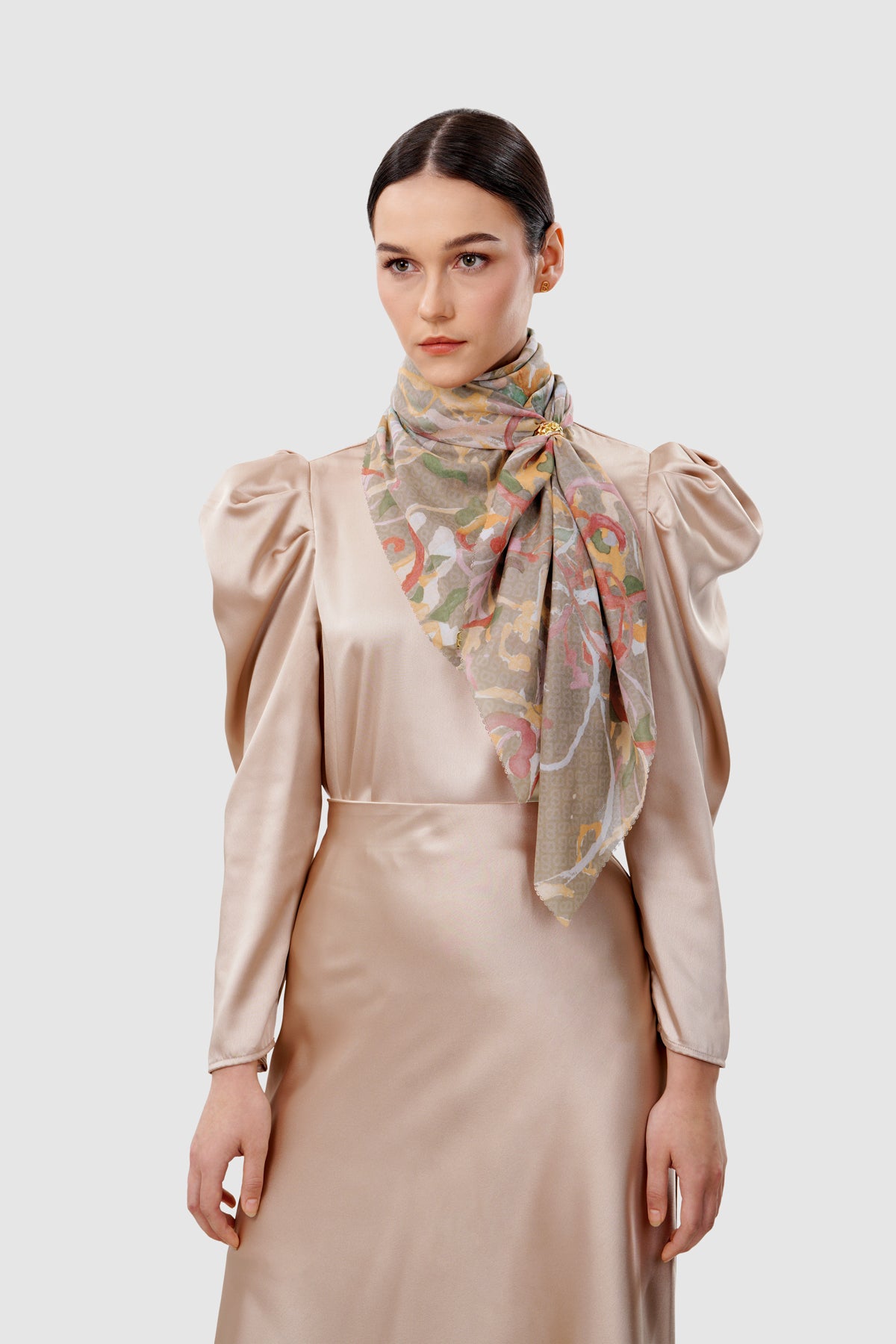 Velmora Square - Frame