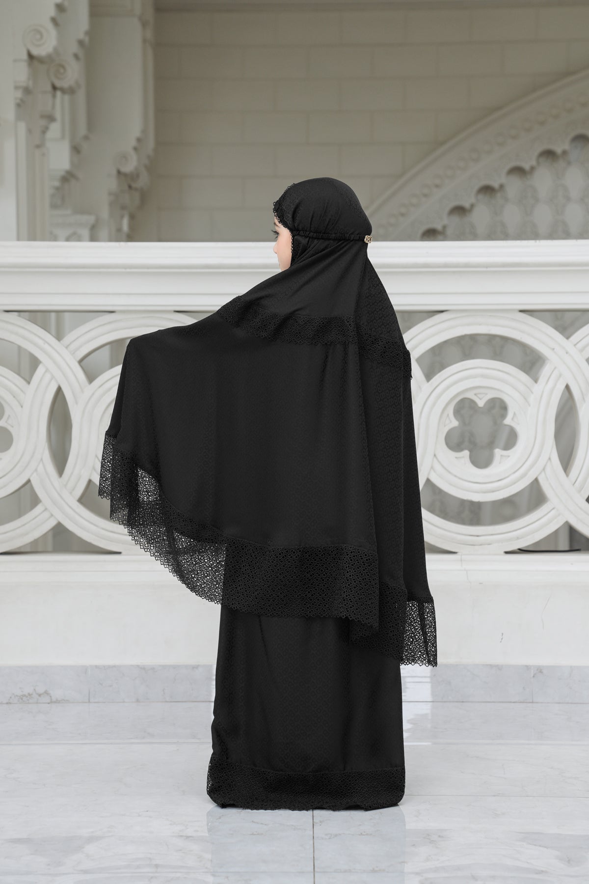 Safa Kids Prayer Robe - Black