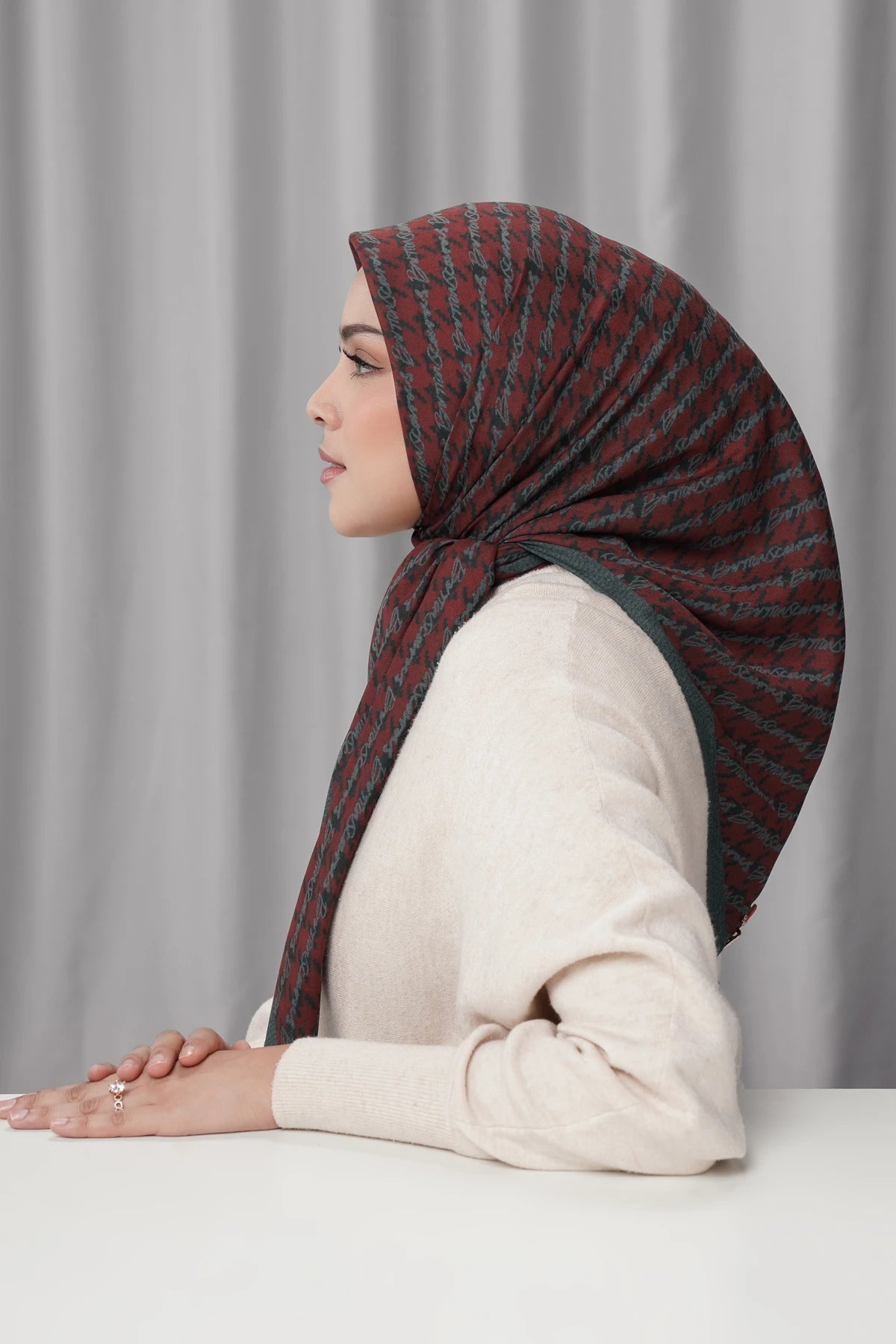 The Editor Square - Rouge