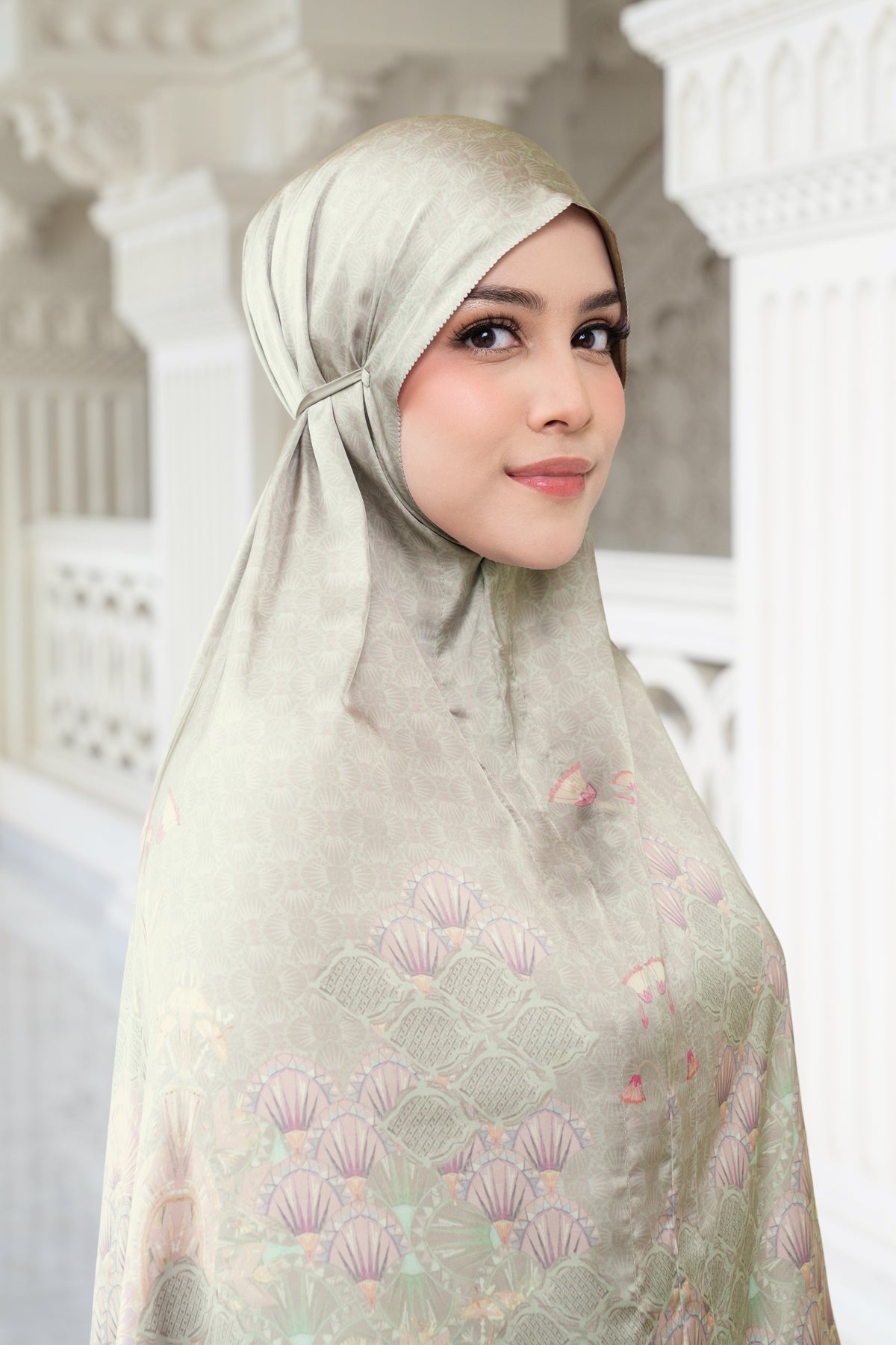 Egypt Prayer Robe - Reed