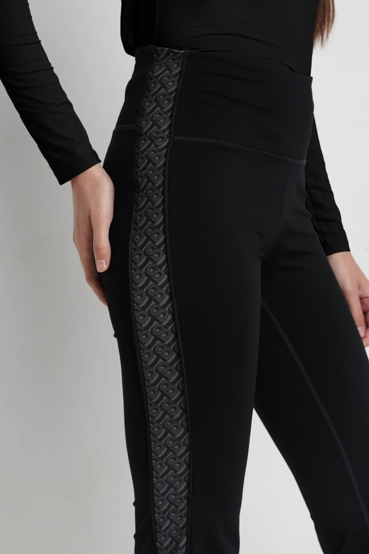 Bimu High-Waisted Flare - Black