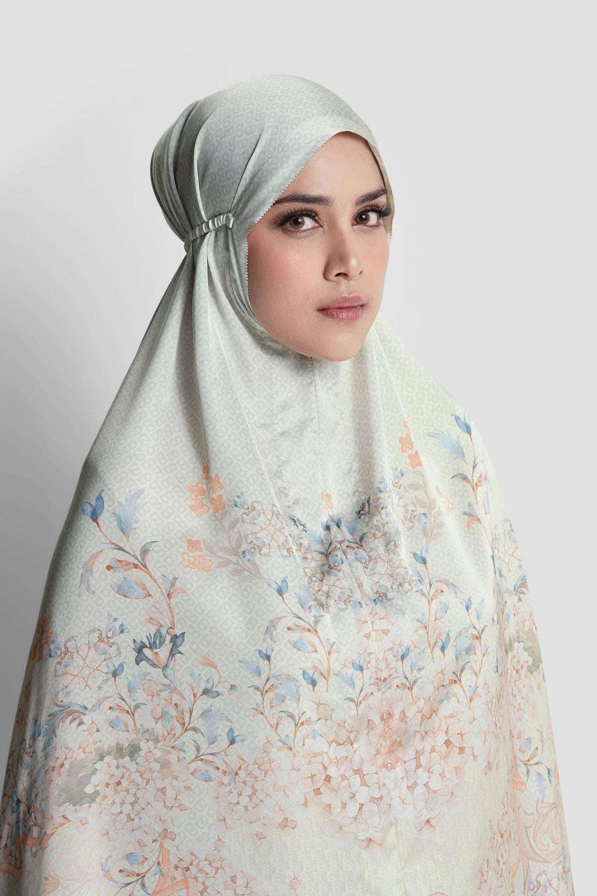 istanbul satin silk prayer robe in dallah by buttonscarves detail