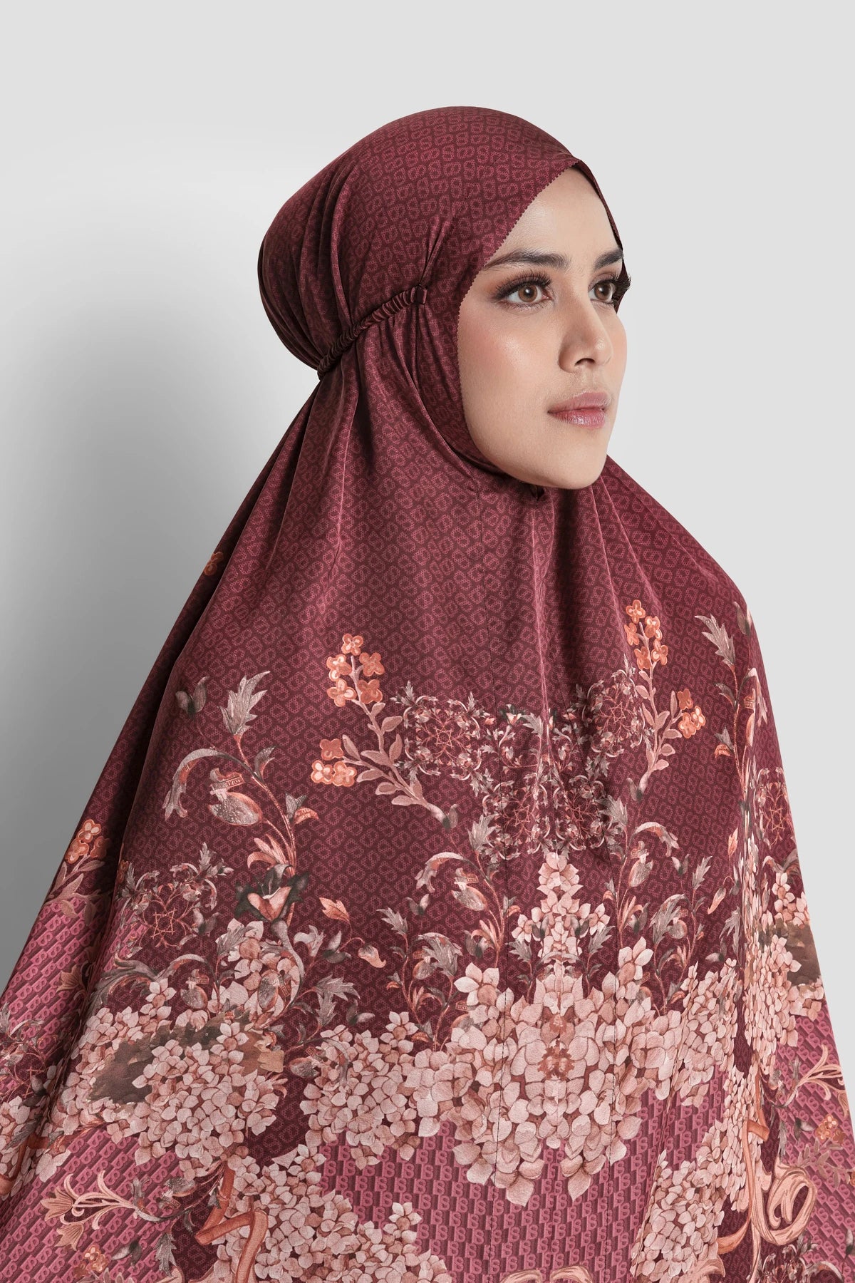 istanbul satin silk prayer robe in taksim by buttonscarves detail
