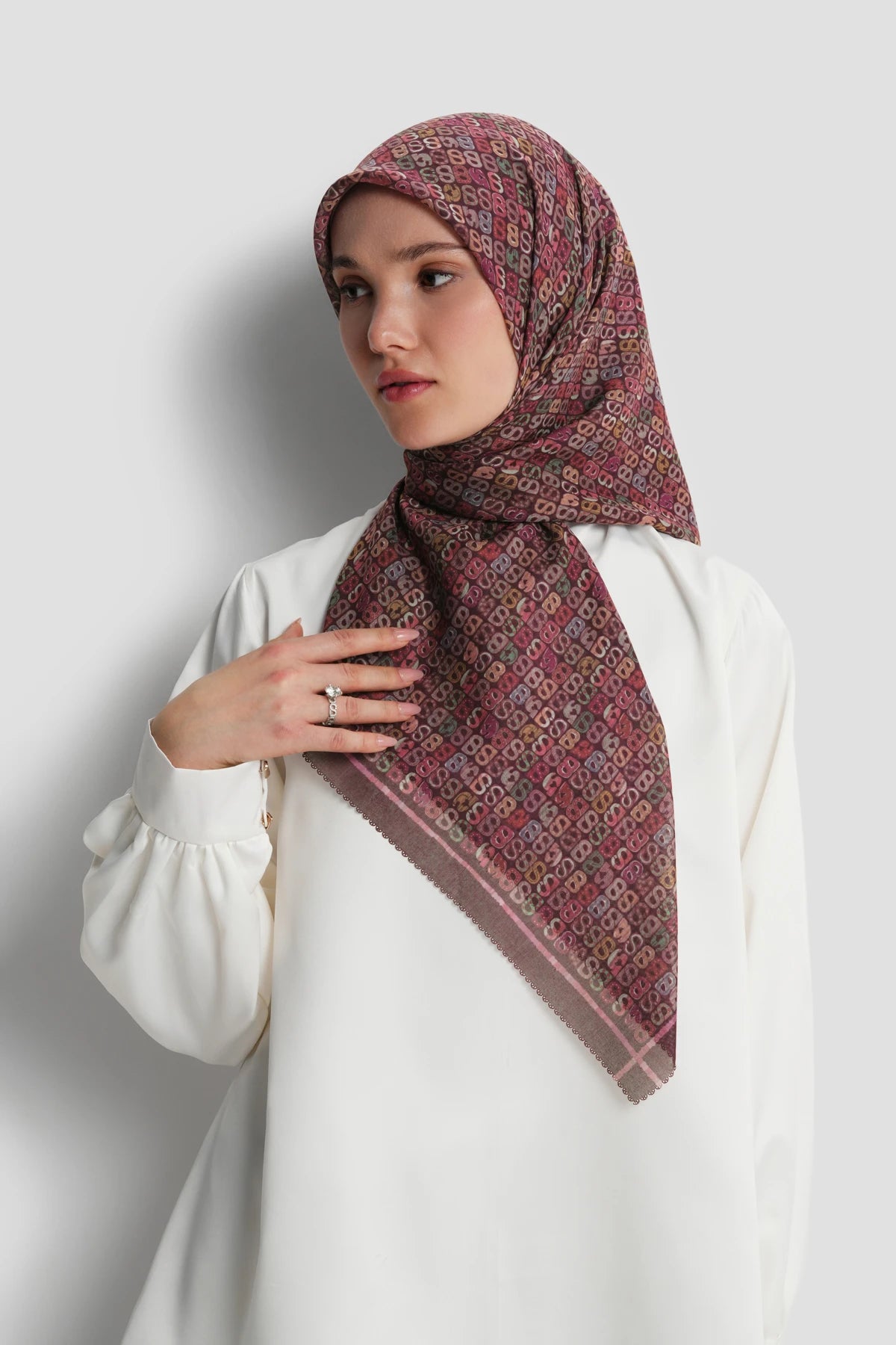 Nagita Square - Plum