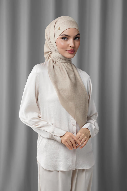 Tapis Tie Back Square - Hazelnut