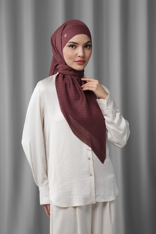 Tapis Tie Back Square - Red Dahlia