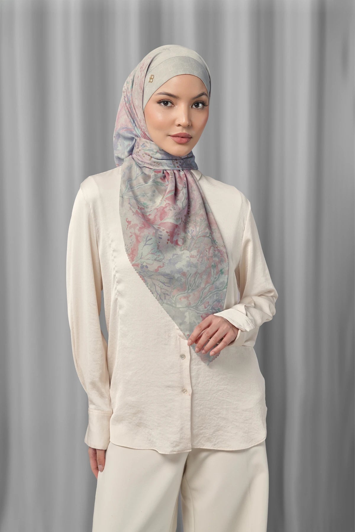 under the sea tie back square clam styled outfit