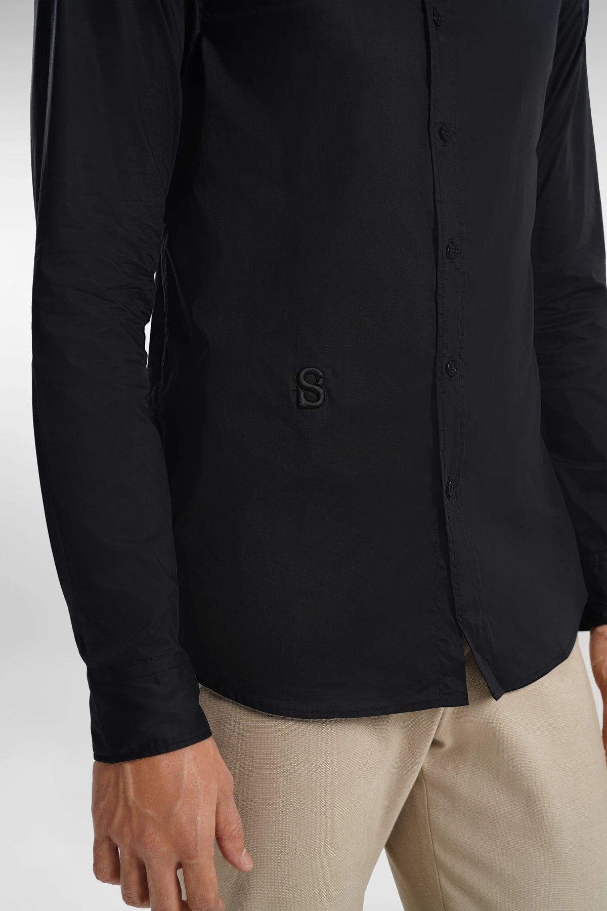 everyday men embroidery long sleeve shirt in black by buttonscarves detail