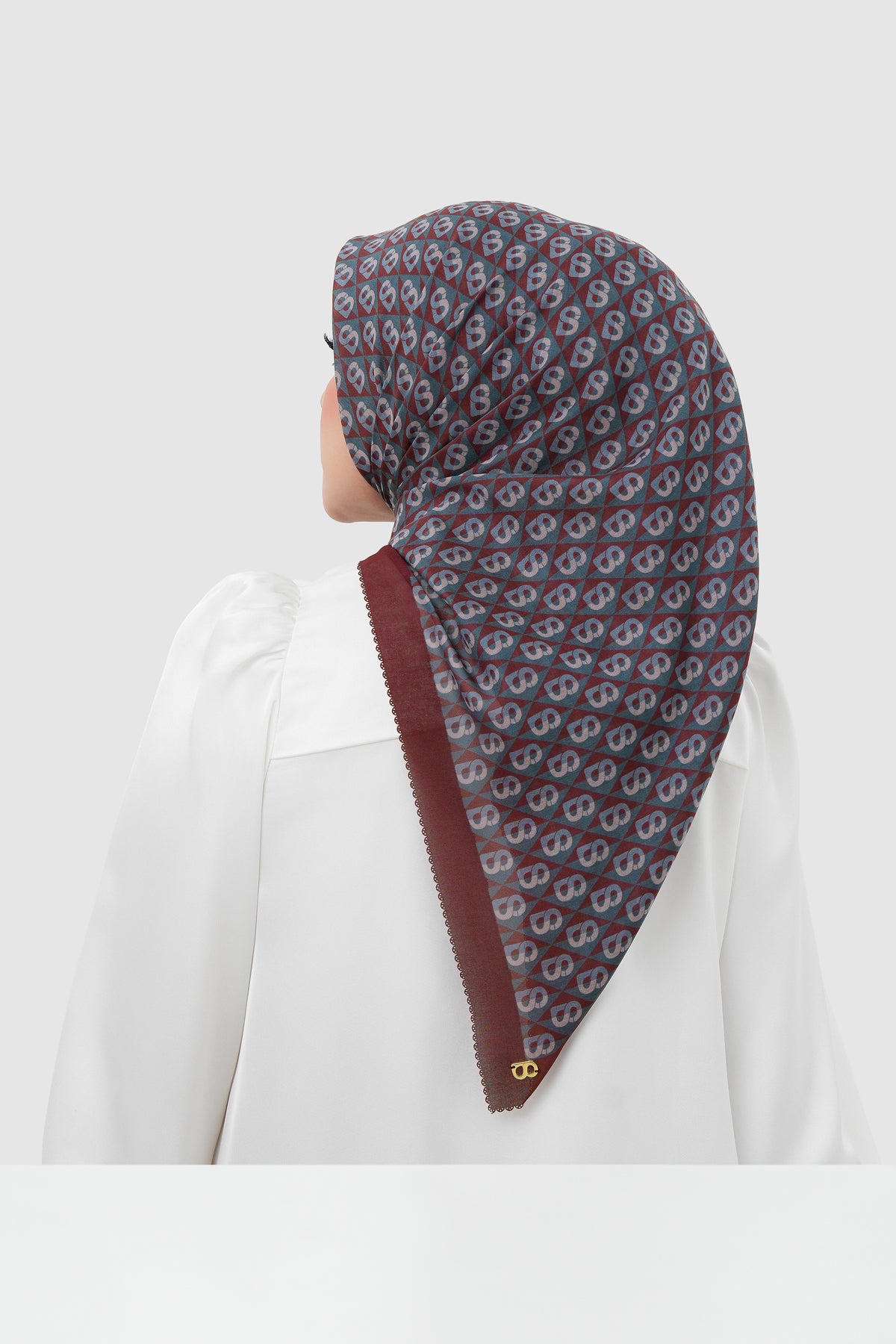 Prism Square - Red Velvet