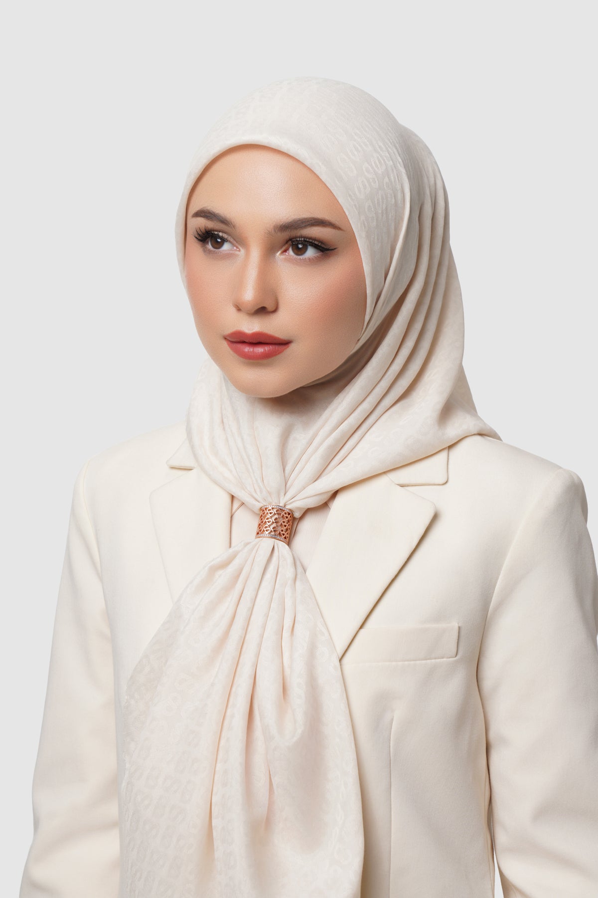 Kara Ring Brooch - Rose Gold