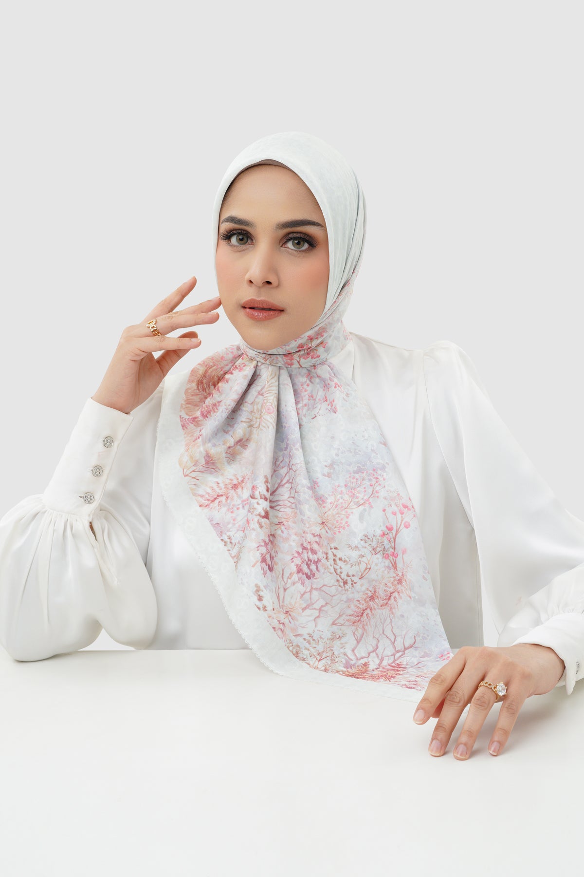 Holiday 3 Jacquard Voile - Cashmere