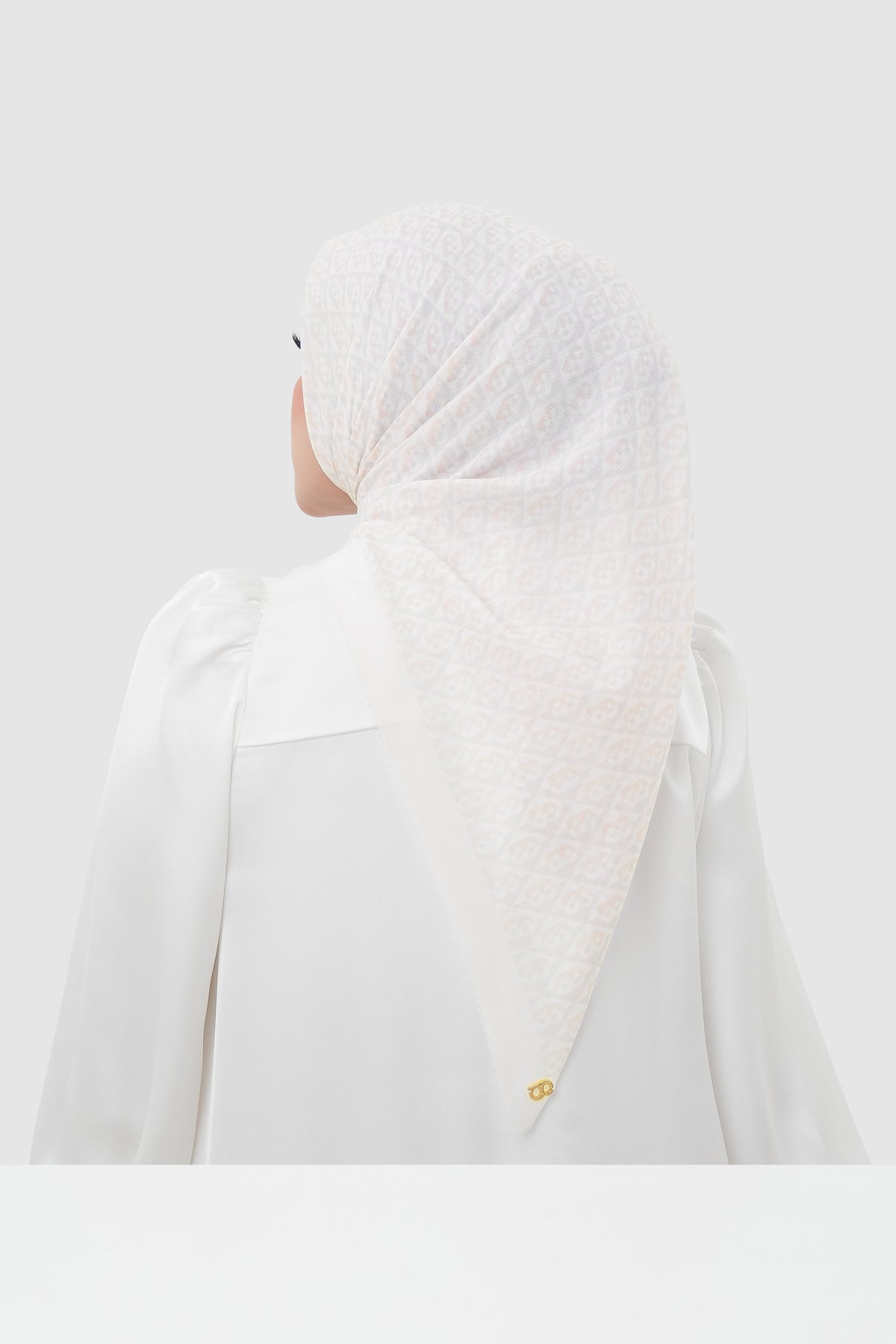 Prism Square - Vanilla