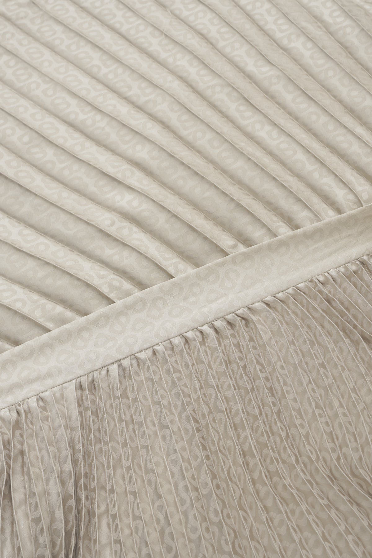 Elora Tapis Pleated Skirt - Wheat