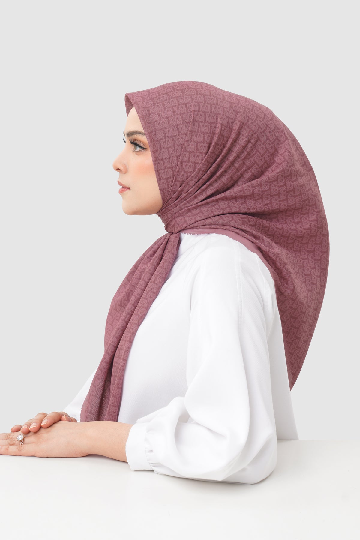 Bimu Twill Square - Roan Rouge