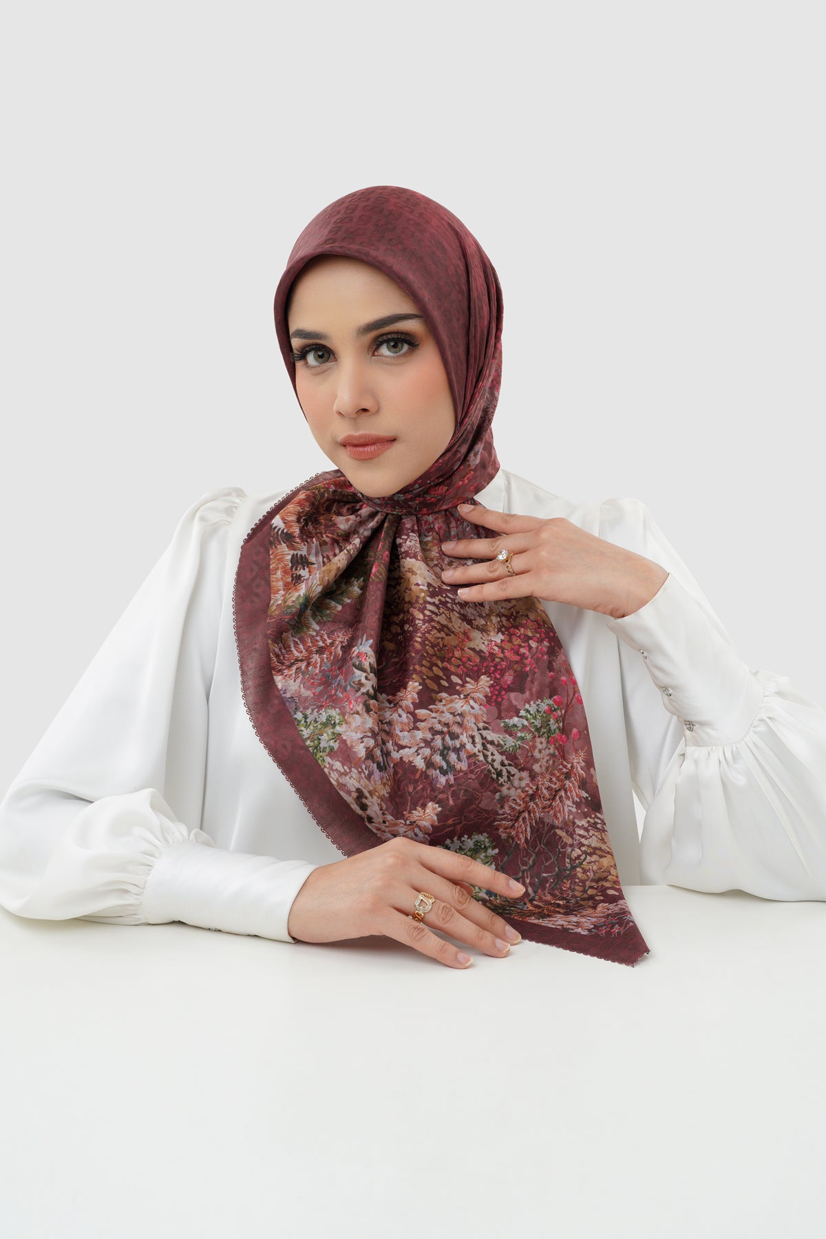 Holiday 3 Jacquard Voile - Crimson