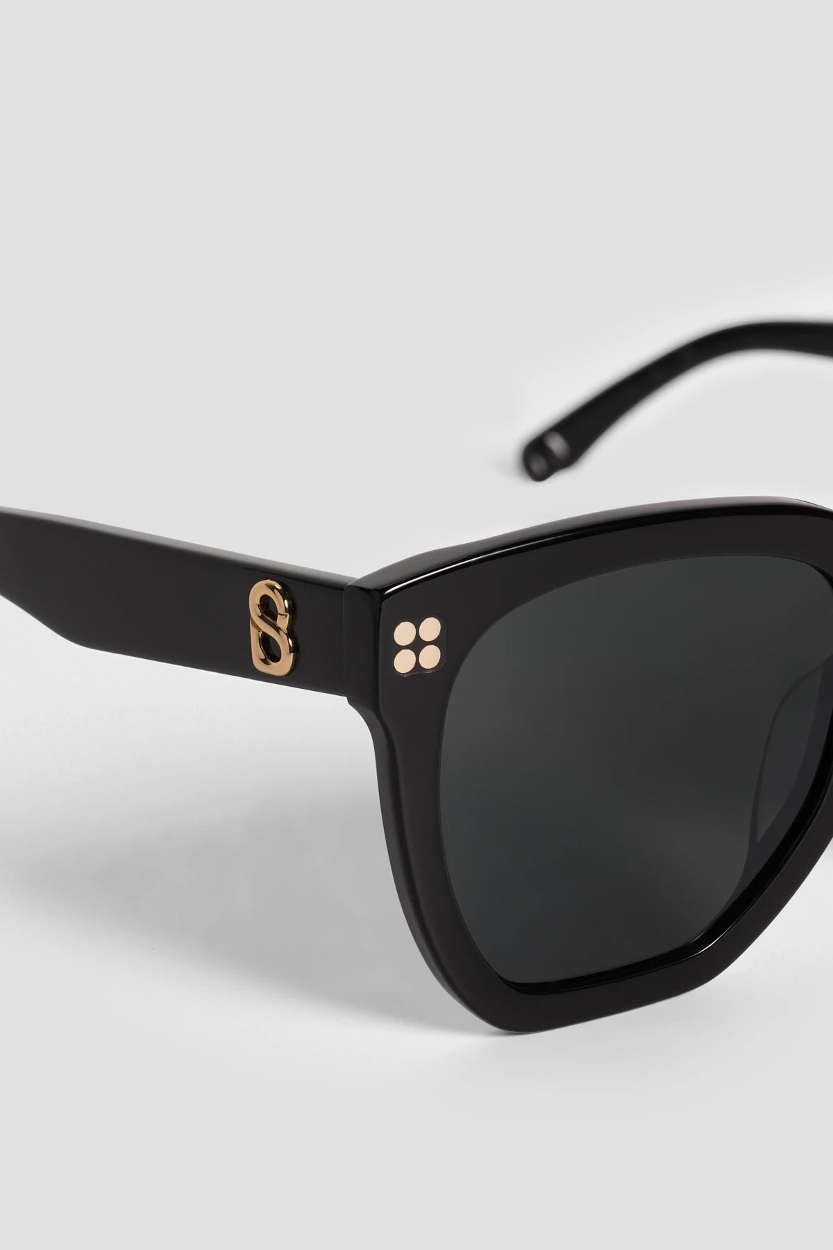 Emilie Sunglasses - Onyx