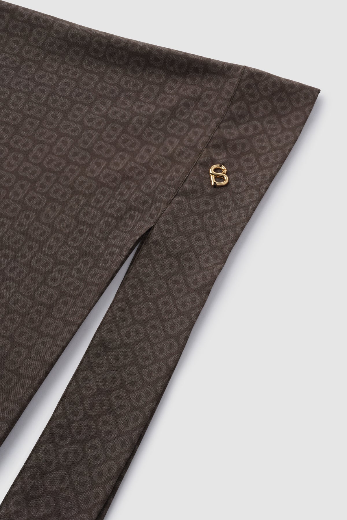tapis tie back square scarf in tiramisu by buttonscarves detail view
