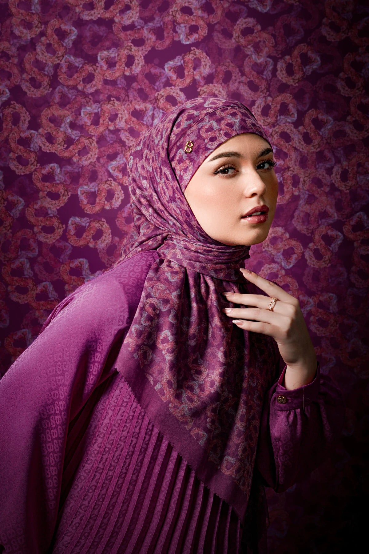 Samla de Fleur Tie Back Square - Boysenberry