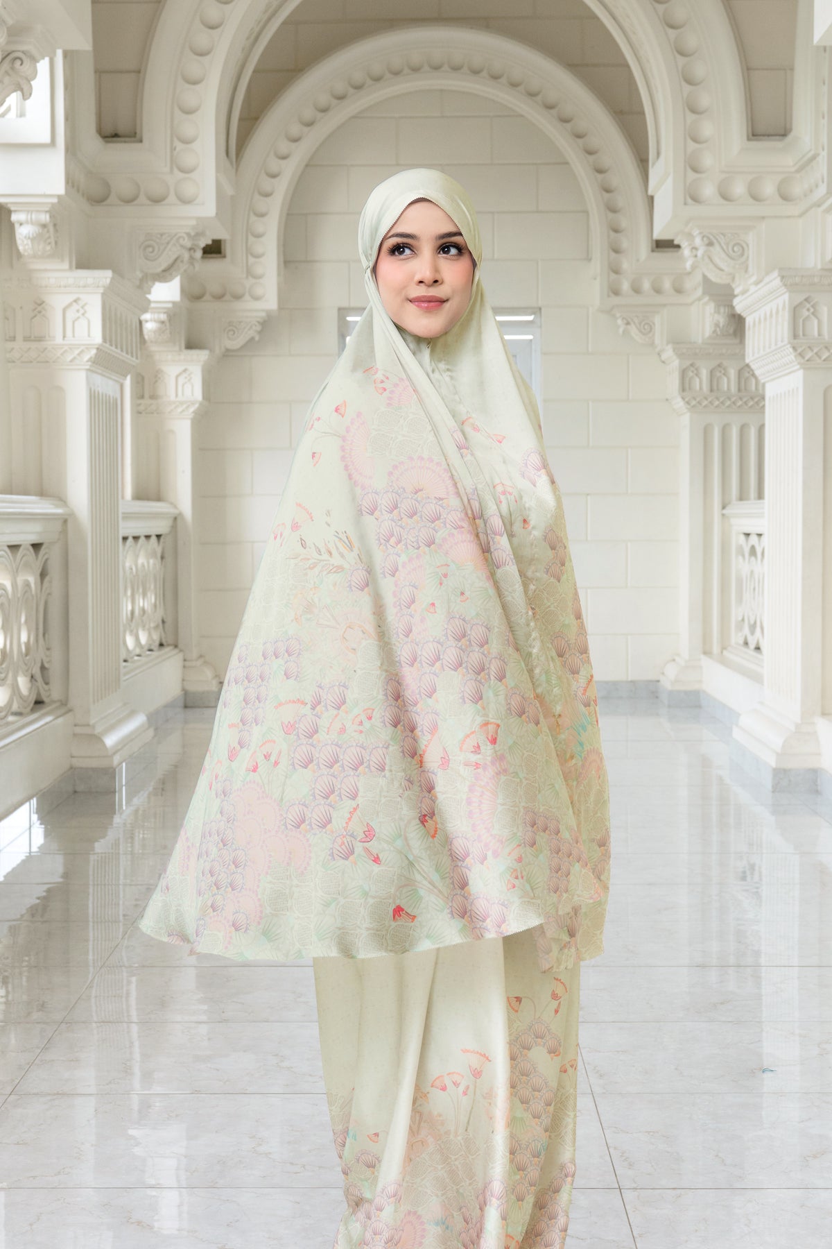 Egypt Prayer Robe - Pyramid