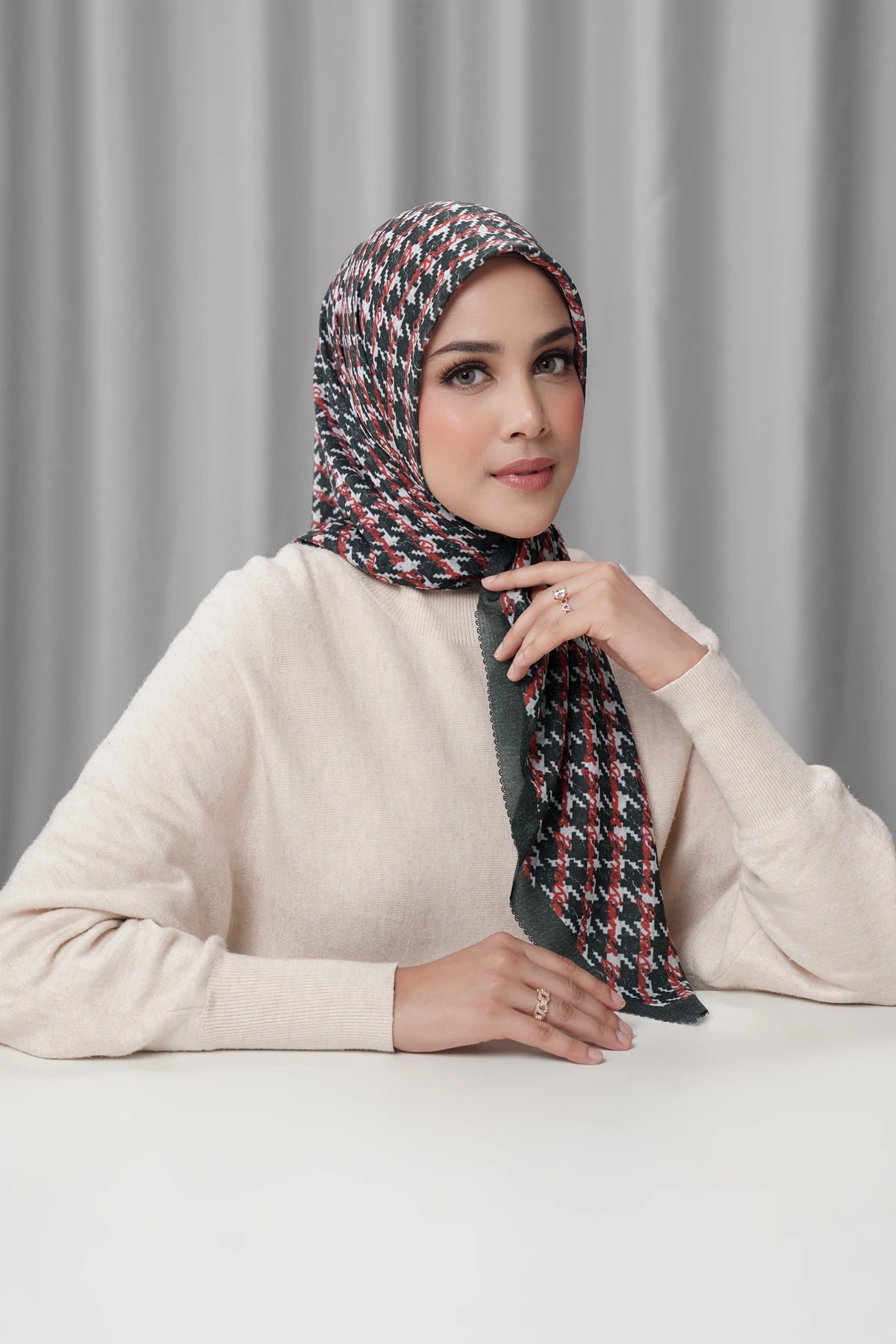 The Editor Square - Backstage