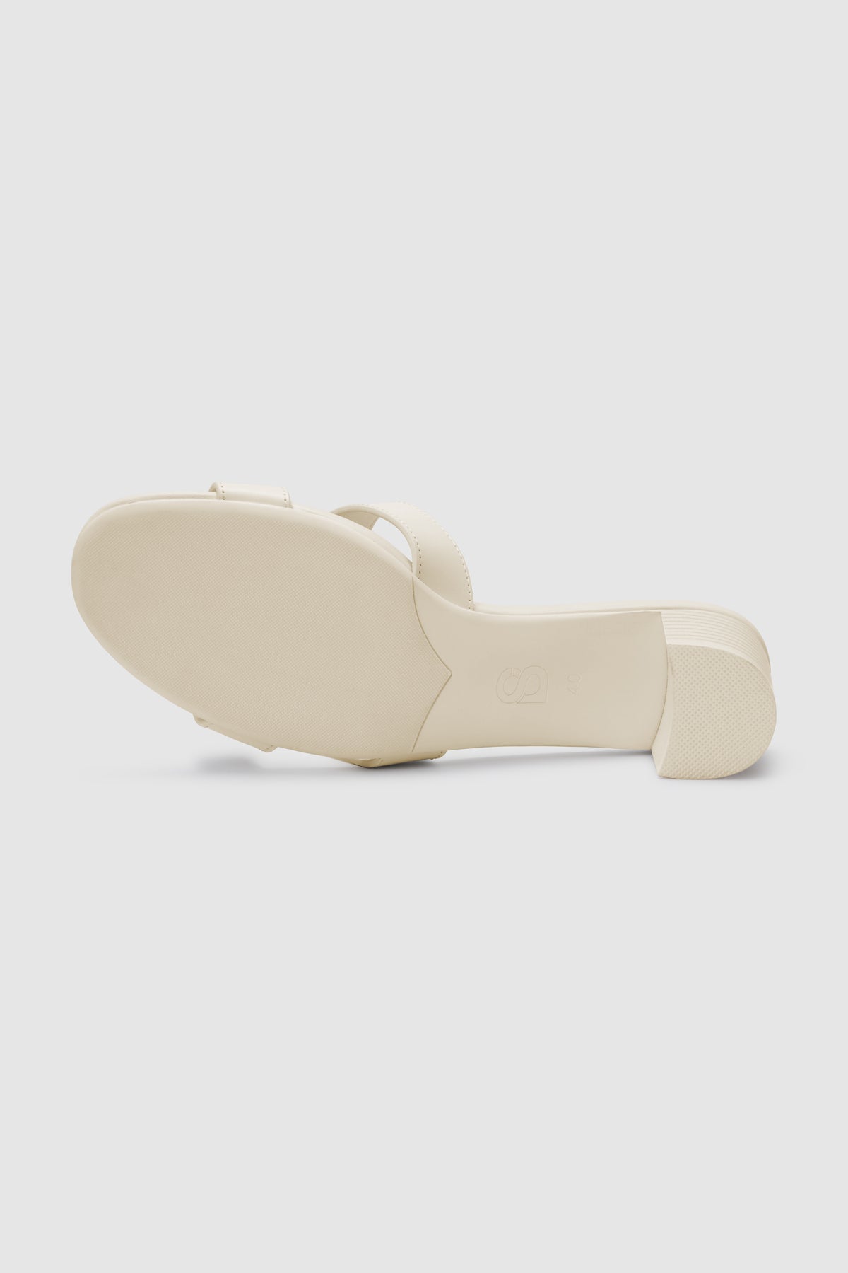 Kefi Block Heels - White