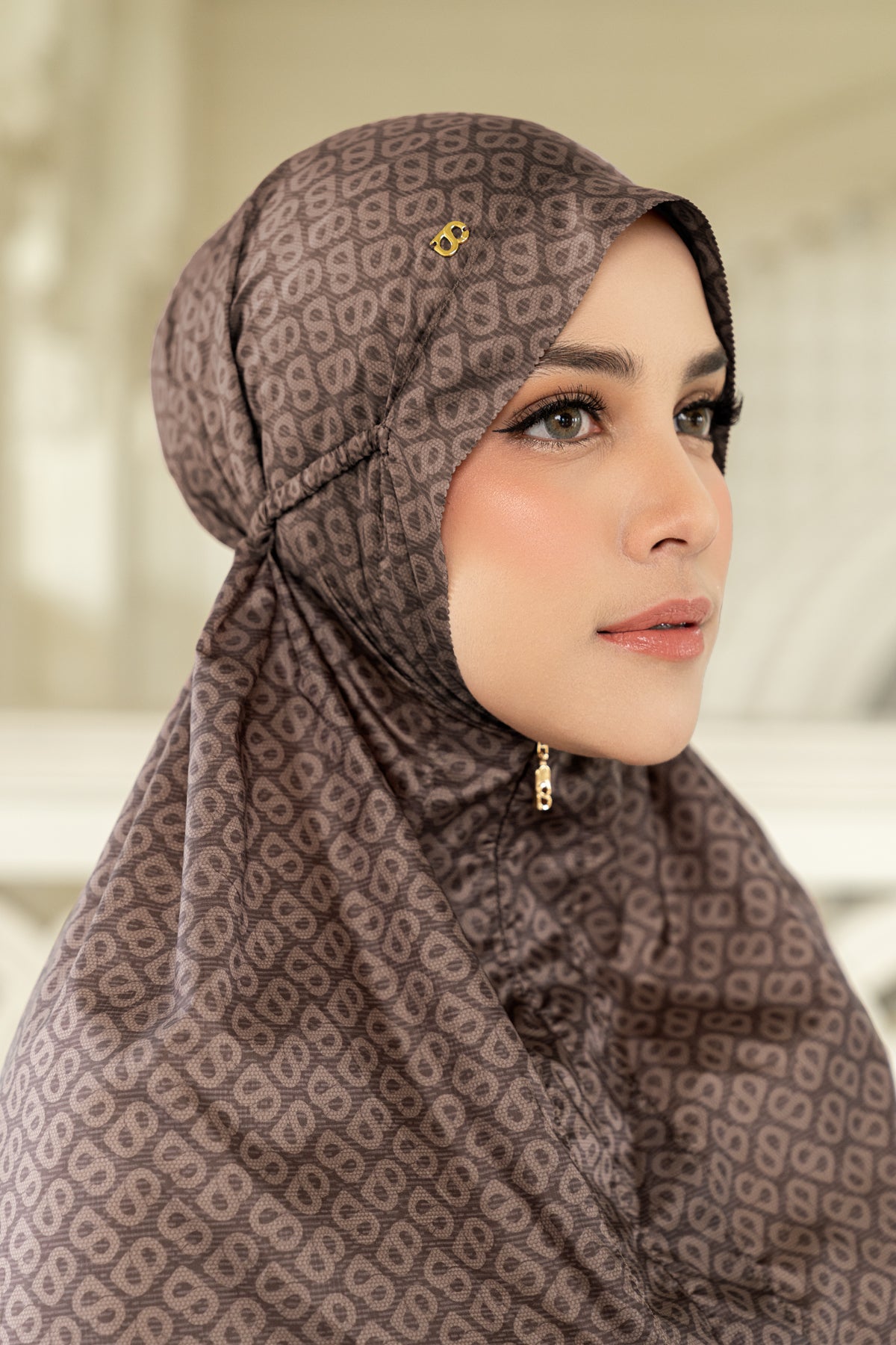 Tapis Abstre Capsule Prayer Robe - Choco