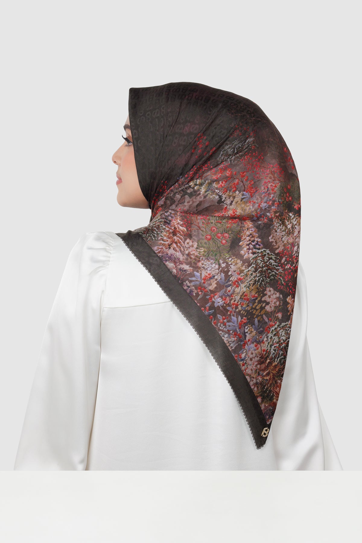 Holiday 3 Jacquard Voile - Root