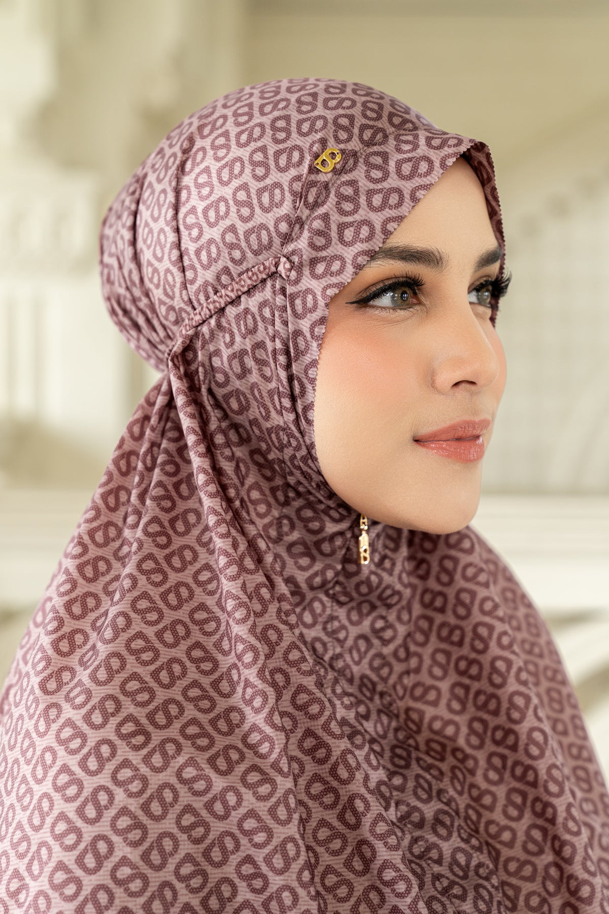 Tapis Abstre Capsule Prayer Robe - Redwood